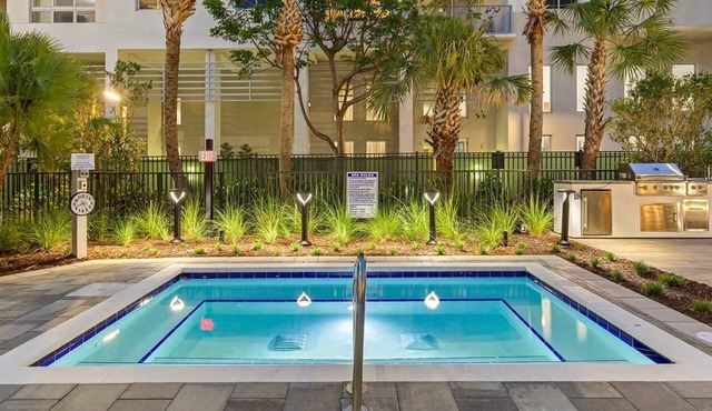 TortoiseOne 2BD 1 - Two Bedroom Apartment, Sleeps 4