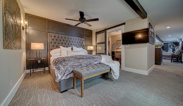 Town Square Retreat