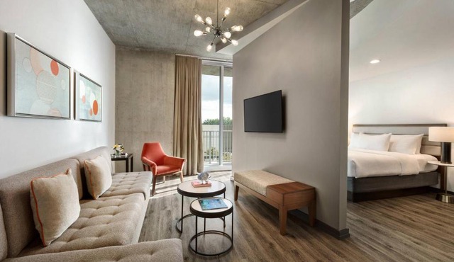 Twelve Midtown, Autograph Collection