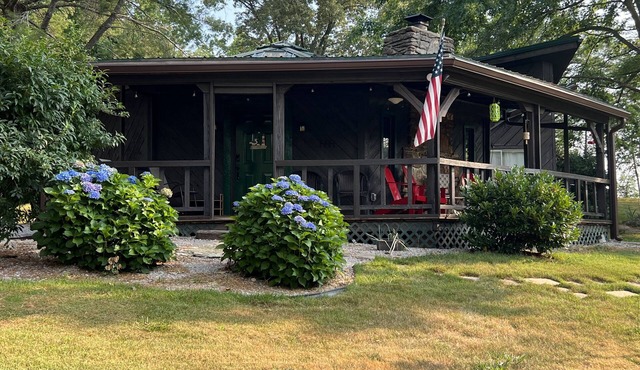 Uniquely styled octagon shaped home. Just 2 miles to the lake