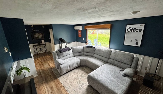 Updated 3BR home in great State College neighborhood