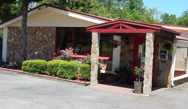 Valley Inn