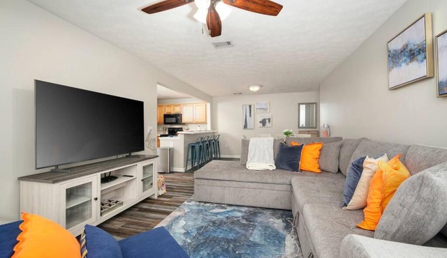 Vibrant Living Near Auburn University l 4BR 4BA