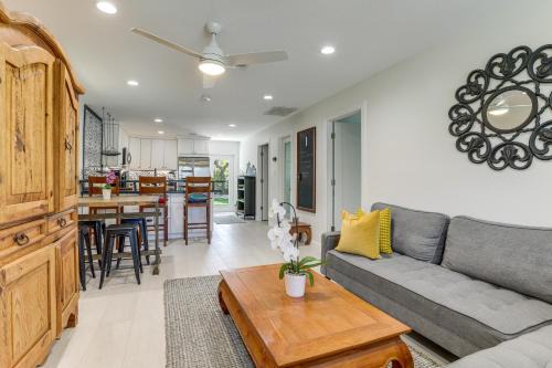Vibrant North Palm Beach Home ~ 2 Mi to Beach!