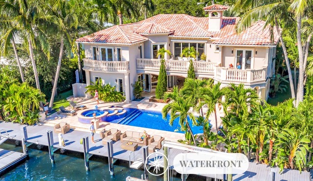 Waterfront | Heated Pool | Canal View & Access | Paloma Key | VlLLAS