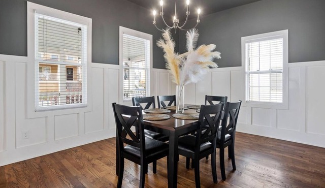 Welcome 2 Windsor- 2 bedroom Ranch