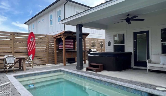 Welcome to Wastin' Away! Prvt Pool 2Min wlk to Bch
