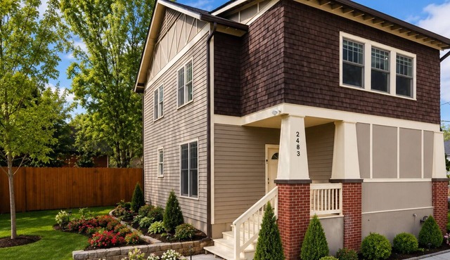 West Midtown Gem! 2-Story + Parking - Near MB Stadium, Buckhead & Braves