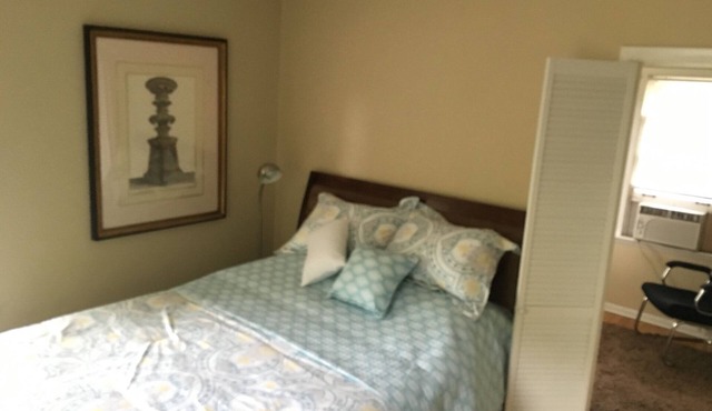 Wonderful, private 1-BR Apartment With Great Deck, Huge Yard