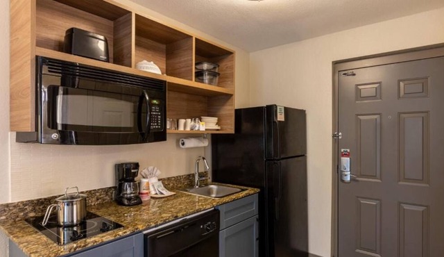 Wonderful Trip! 4 Rooms Close to Bluffton Buckwalter Rec Center, Parking, Pool
