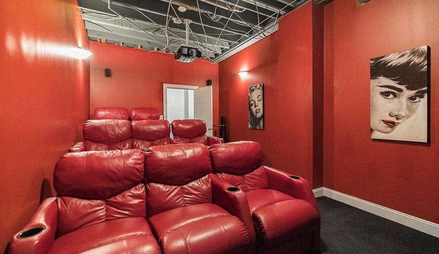 World Cup Atlanta 2026 15 Guests Theater Five Points Classic City Retreat