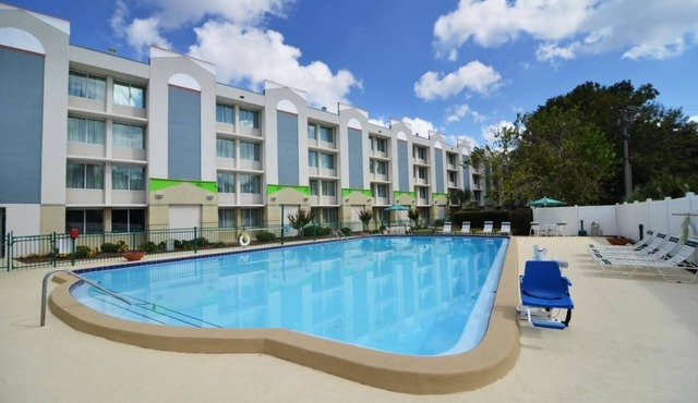 You Found It! 4 Units! On-site Pool, Fitness Center, Pet-Friendly