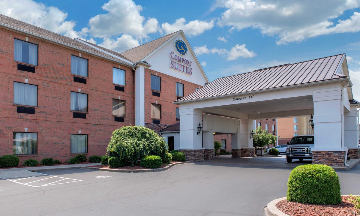 Buechel Hotel | Comfort Suites Airport Louisville