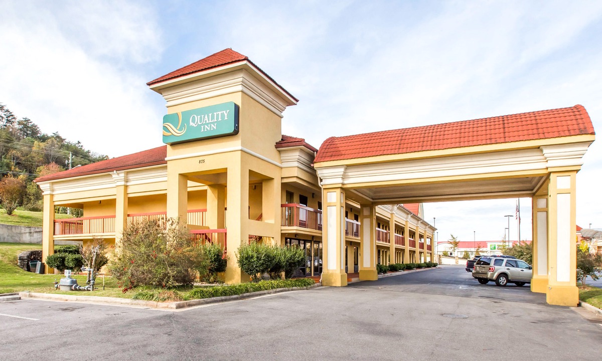 Dalton Hotel | Quality Inn Dalton