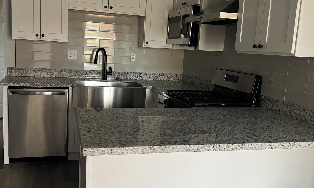 Chalmette Apartment | Charming 2-bedroom apartment with WiFi, AC in peaceful Chalmette
