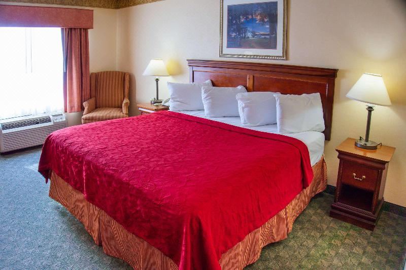 Photo of Bedroom in Berea