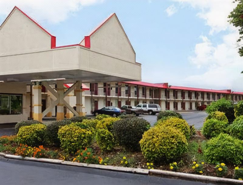 Photo of Buildings in Cedar Bluff