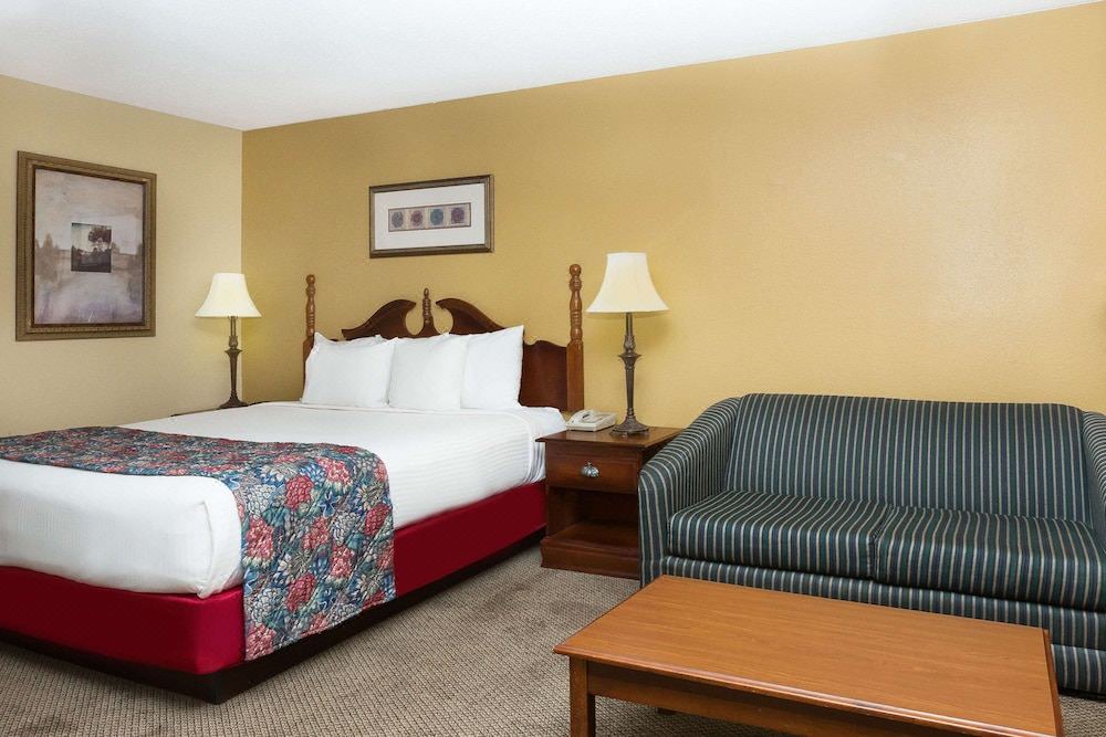 Photo of Bedroom in Hoover