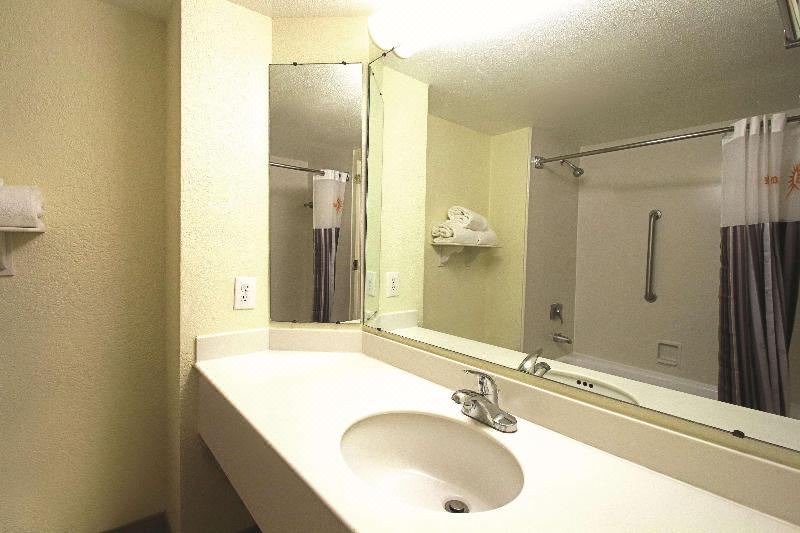 Photo of Bathroom in Coral Springs
