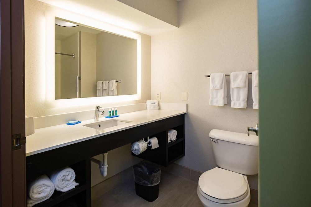 Photo of Bathroom in Corydon