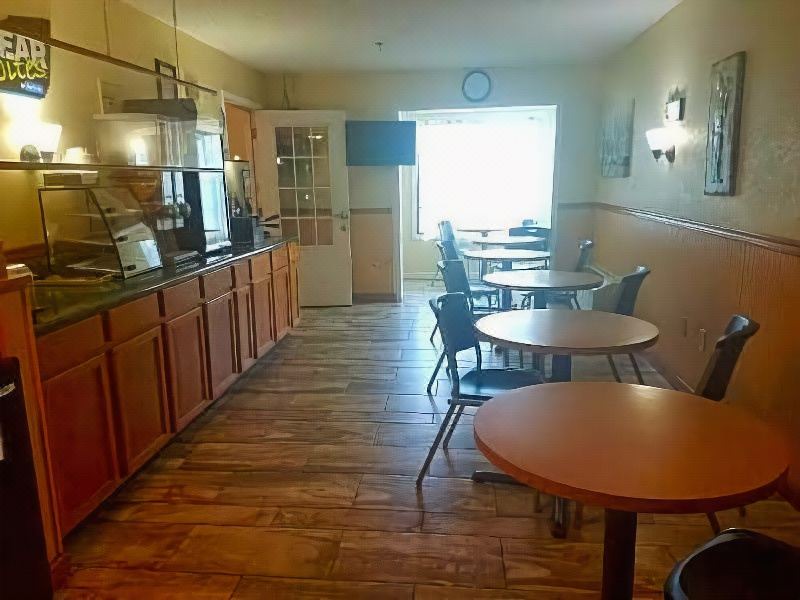 Photo of Livingroom in Perry