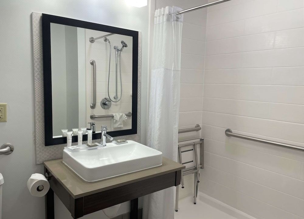 Photo of Bathroom in Stone Mountain