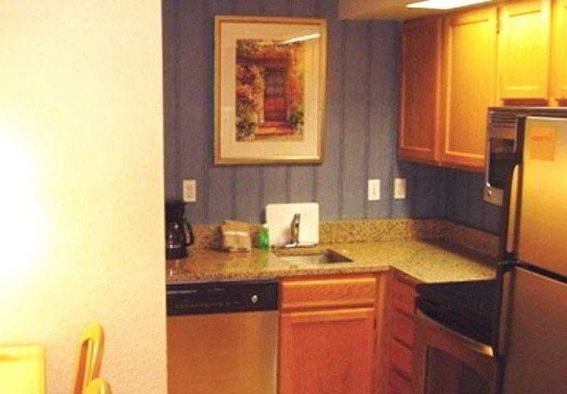 Photo of Kitchen in Villages of Palm Beach Lakes