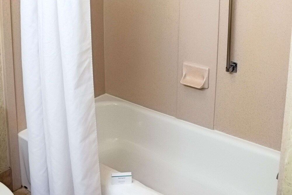 Photo of Bathroom in Pelham