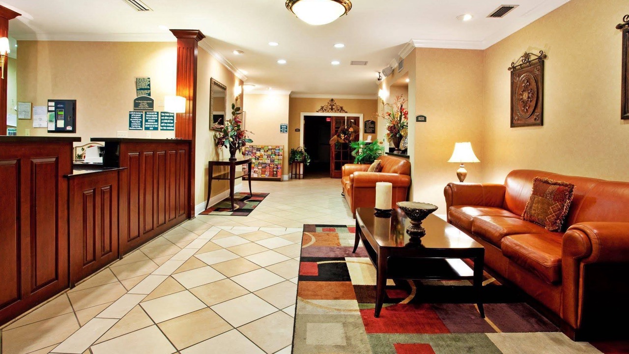 Photo of Livingroom in Harvey