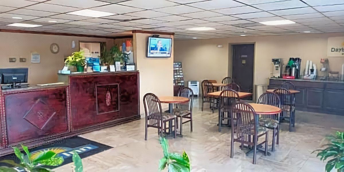 Photo of Livingroom in Morehead