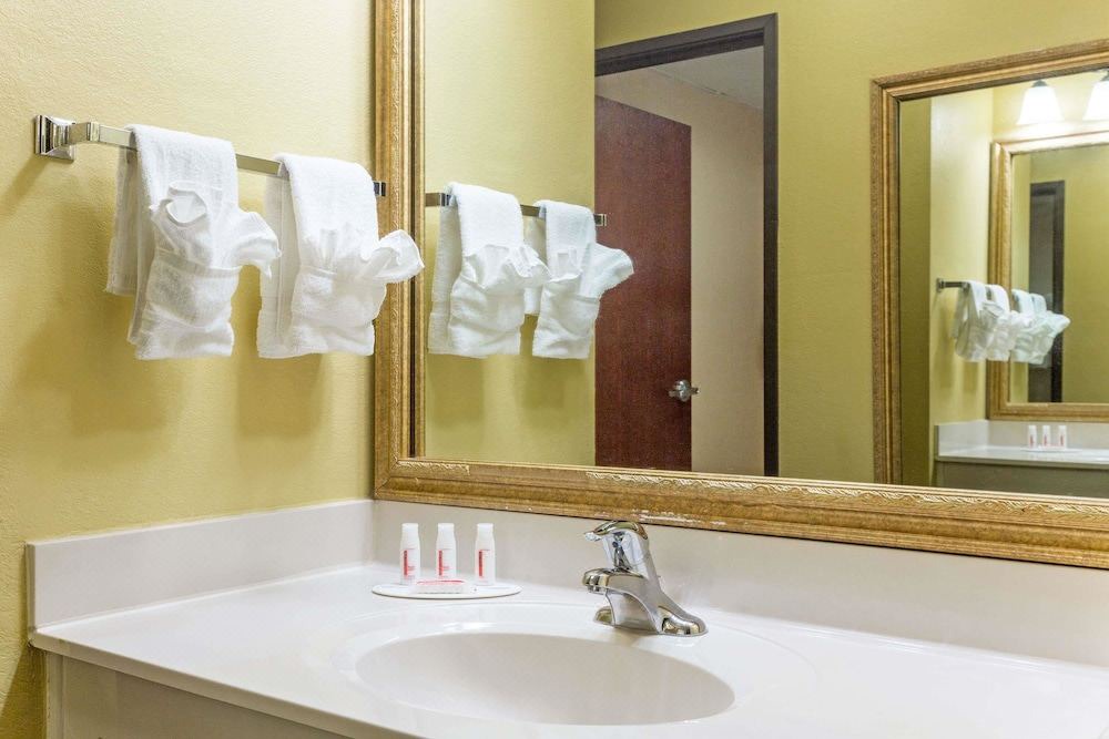 Photo of Bathroom in Cordele