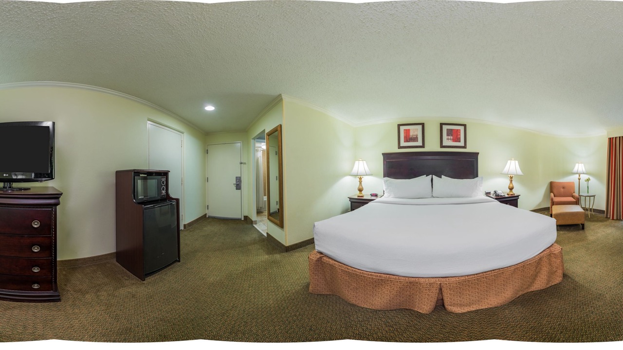 Photo of Livingroom in Central Business District