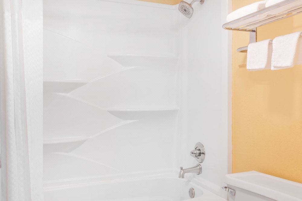 Photo of Bathroom in Graysville