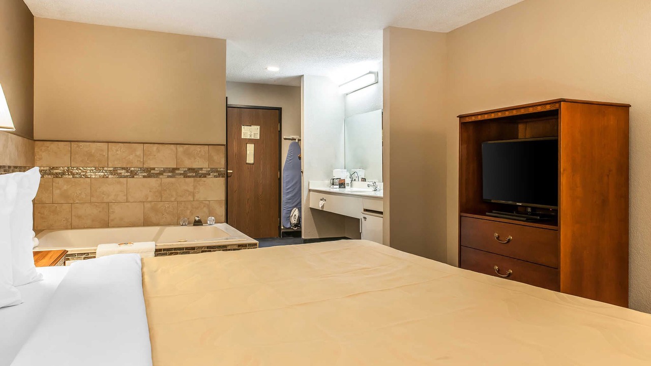 Photo of Bedroom in Lewisport