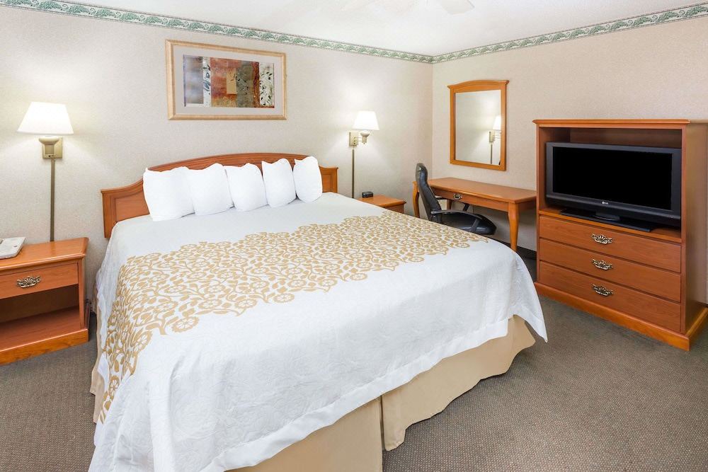 Photo of Bedroom in Batesville