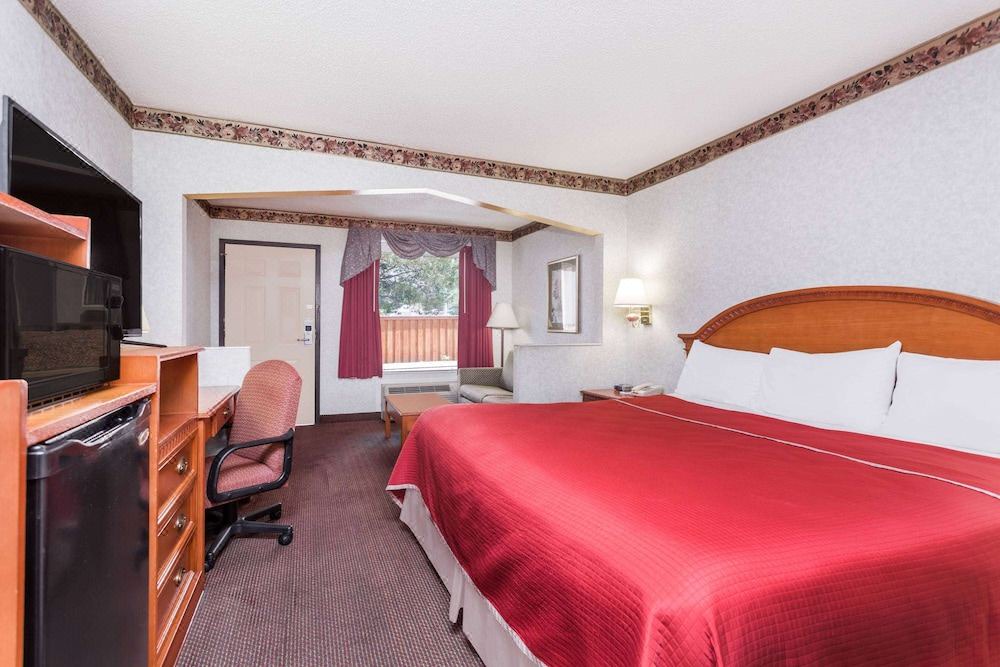 Photo of Bedroom in Graysville