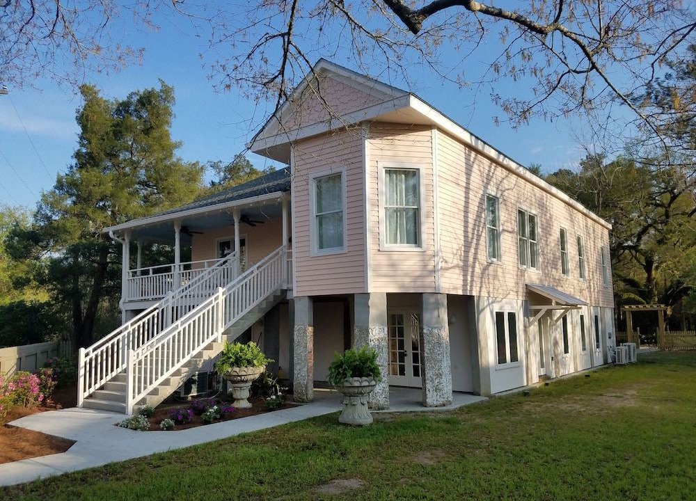 Photo of Buildings in Abita Springs