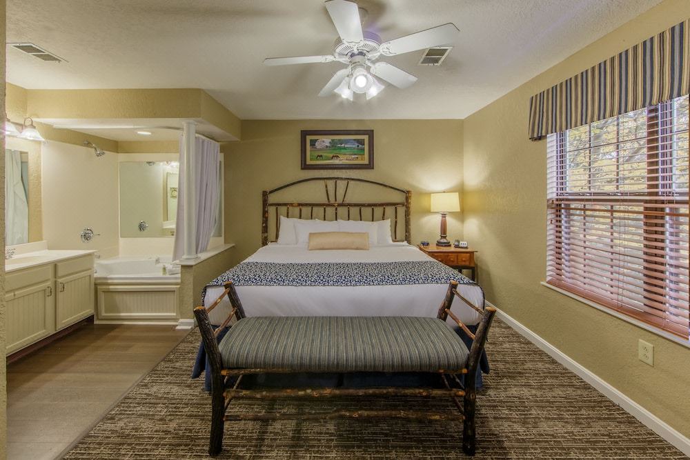 Photo of Bedroom in Clarkesville