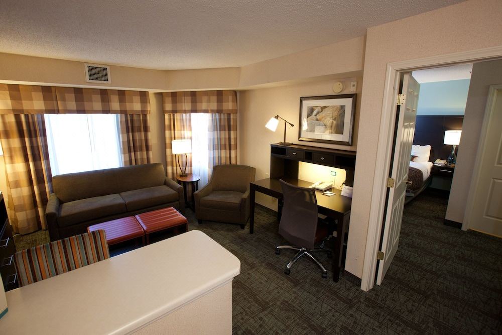 Photo of Livingroom in Buckhead Village