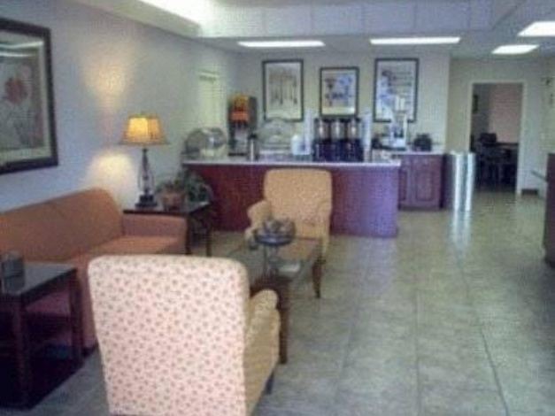 Photo of Livingroom in Statesboro