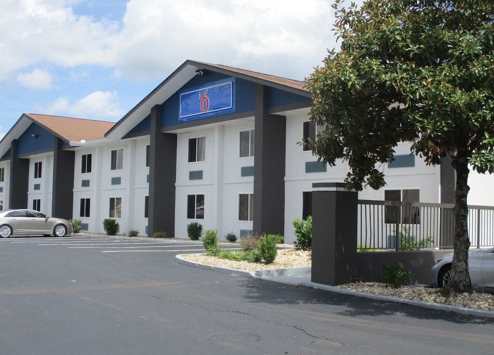 Photo of Buildings in Graysville