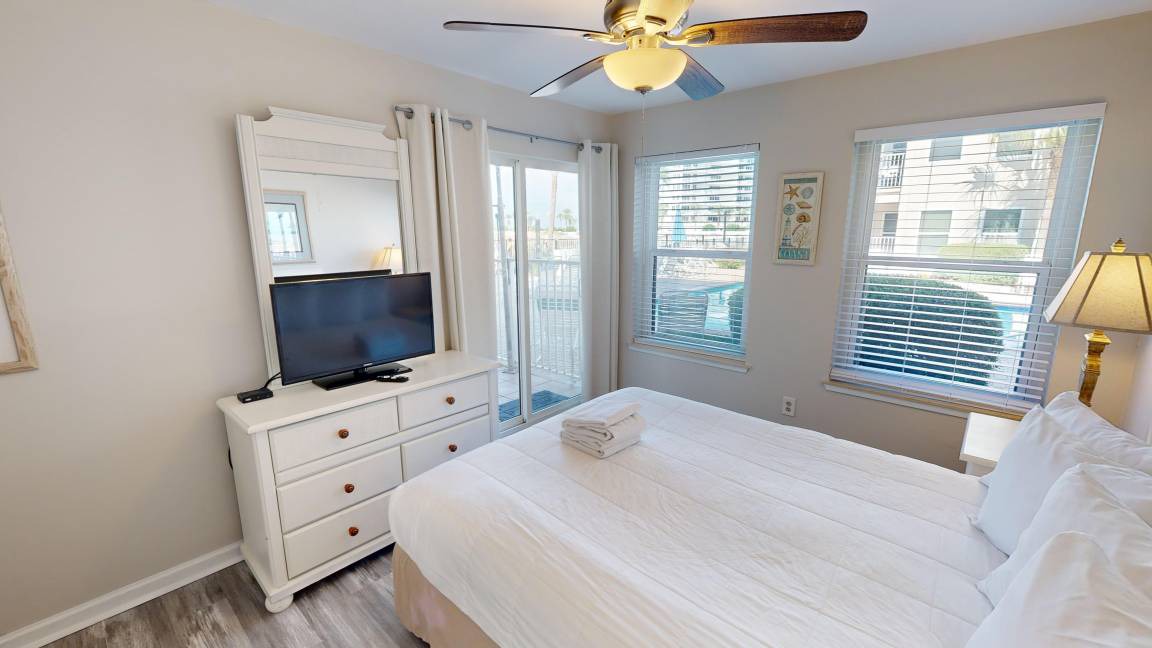 Photo of Bedroom in Holiday Isle