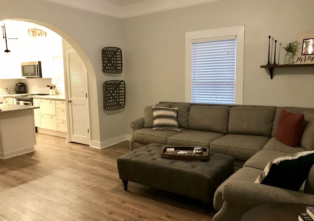 Photo of Livingroom in Westside