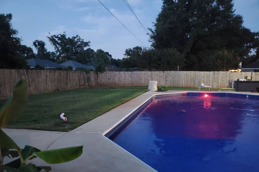 Photo of Outdoor in Saint Elmo
