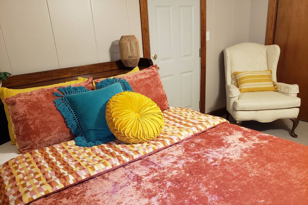 Photo of Bedroom in Atmore