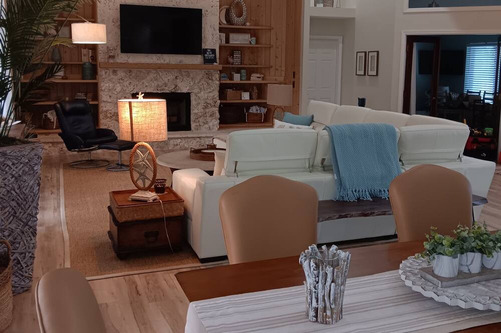 Photo of Bedroom in Hobe Sound