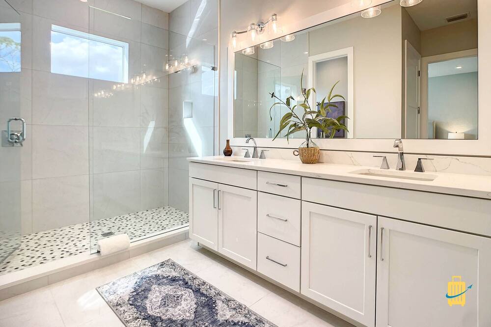 Photo of Bathroom in New Smyrna Beach