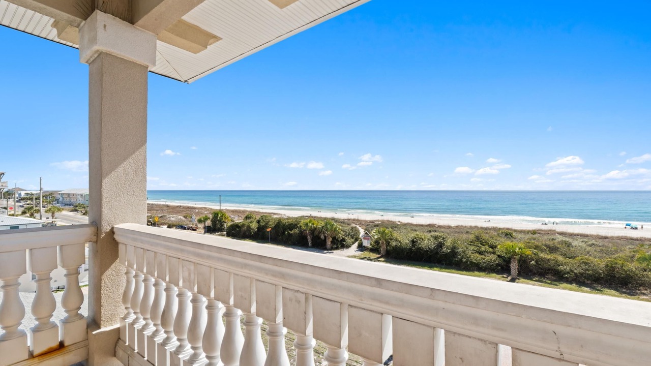 Photo of Patio Balcony in Laguna Beach