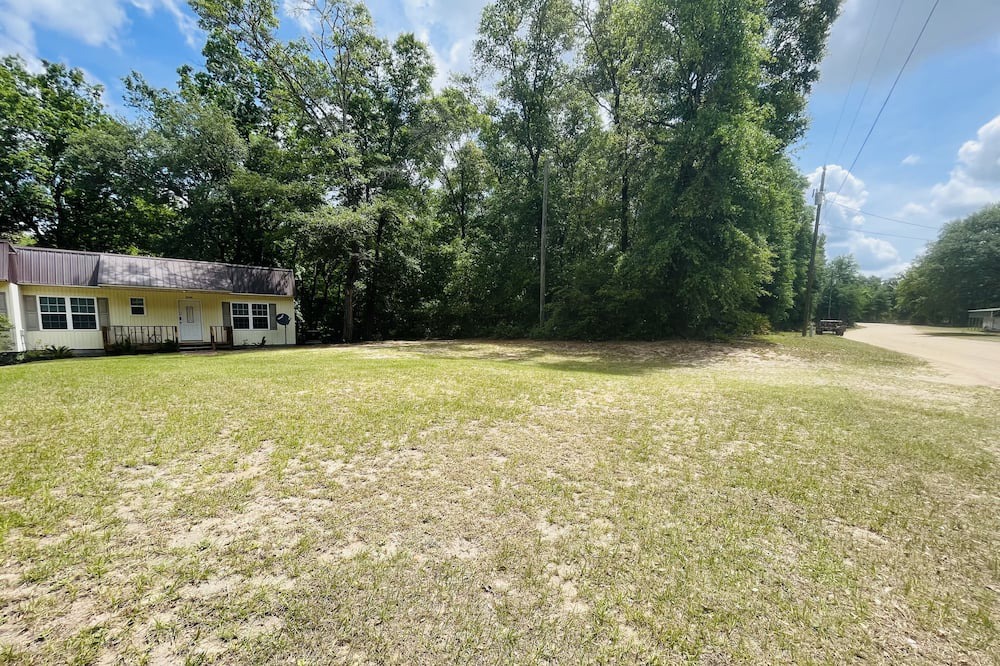 Photo of Outdoor in Waresboro