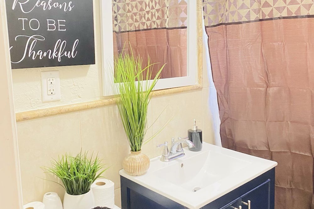 Photo of Bathroom in Riviera Beach
